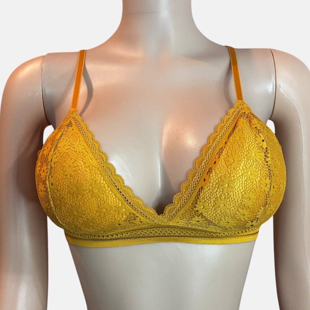 Triangle Cup Padded Bralette